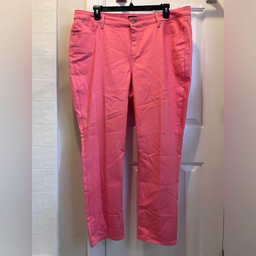 NWOT Talbots size 20W Slim Ankle pants. Never worn.  Pretty coastal coral color.